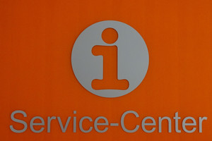 Schild Service-Center